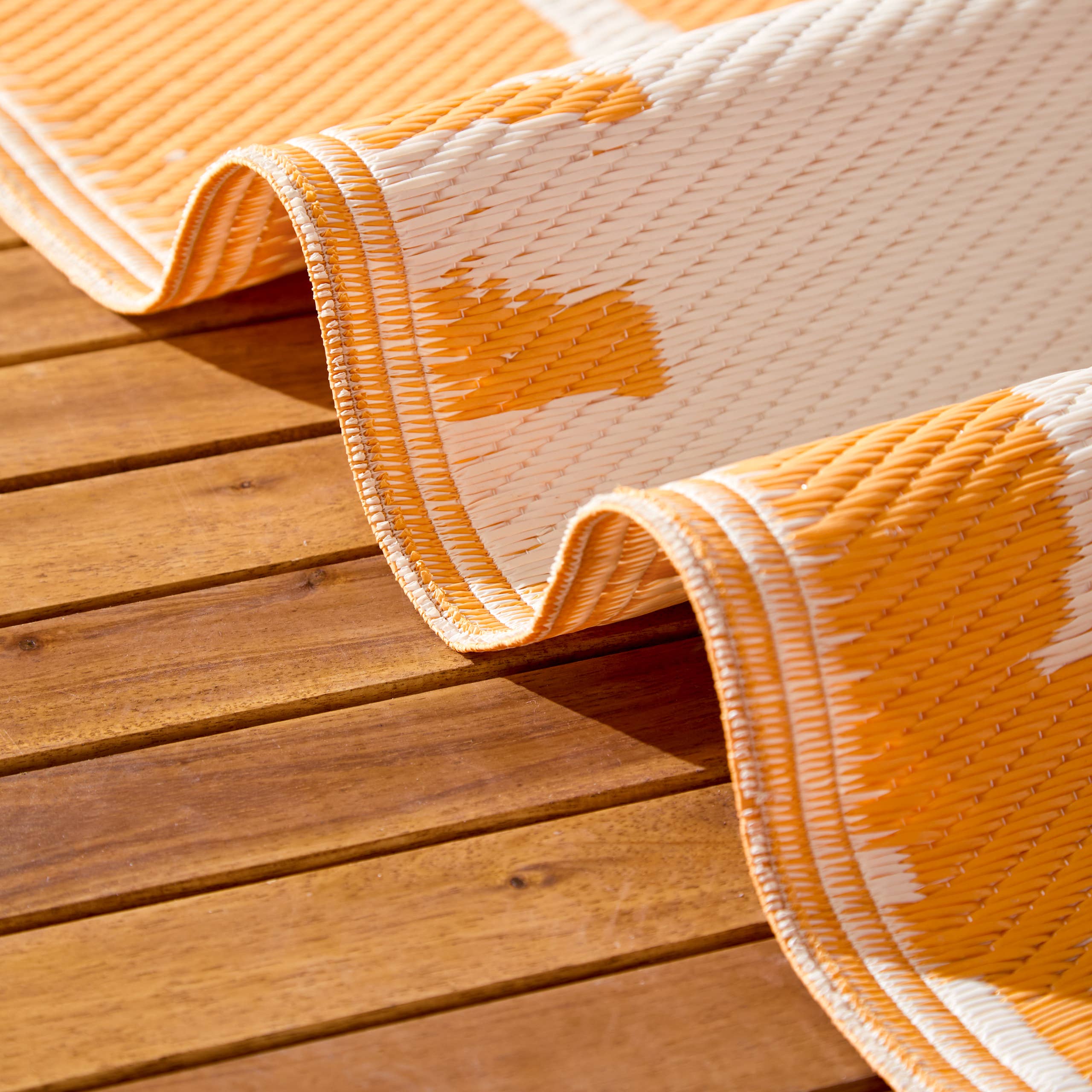 Tapis intérieur/extérieur Solstice d'été Jaune Lever de Soleil