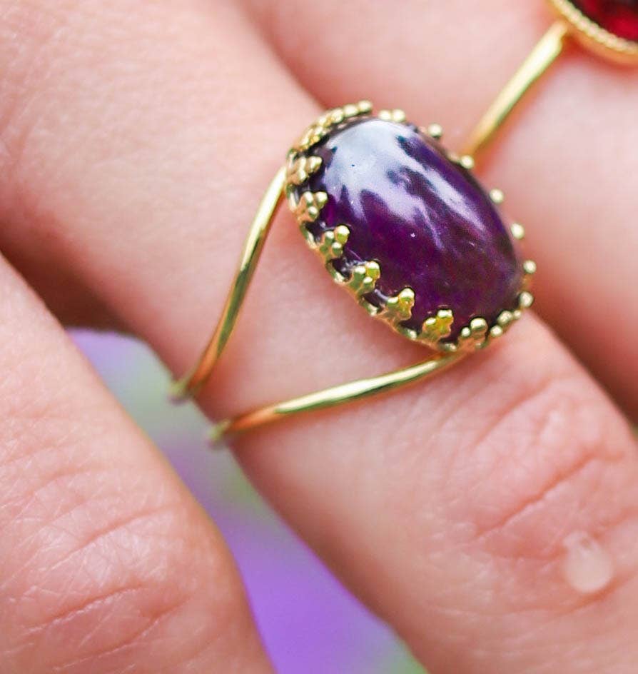 Bague Eugénie (large bague avec pierre naturelle ovale)